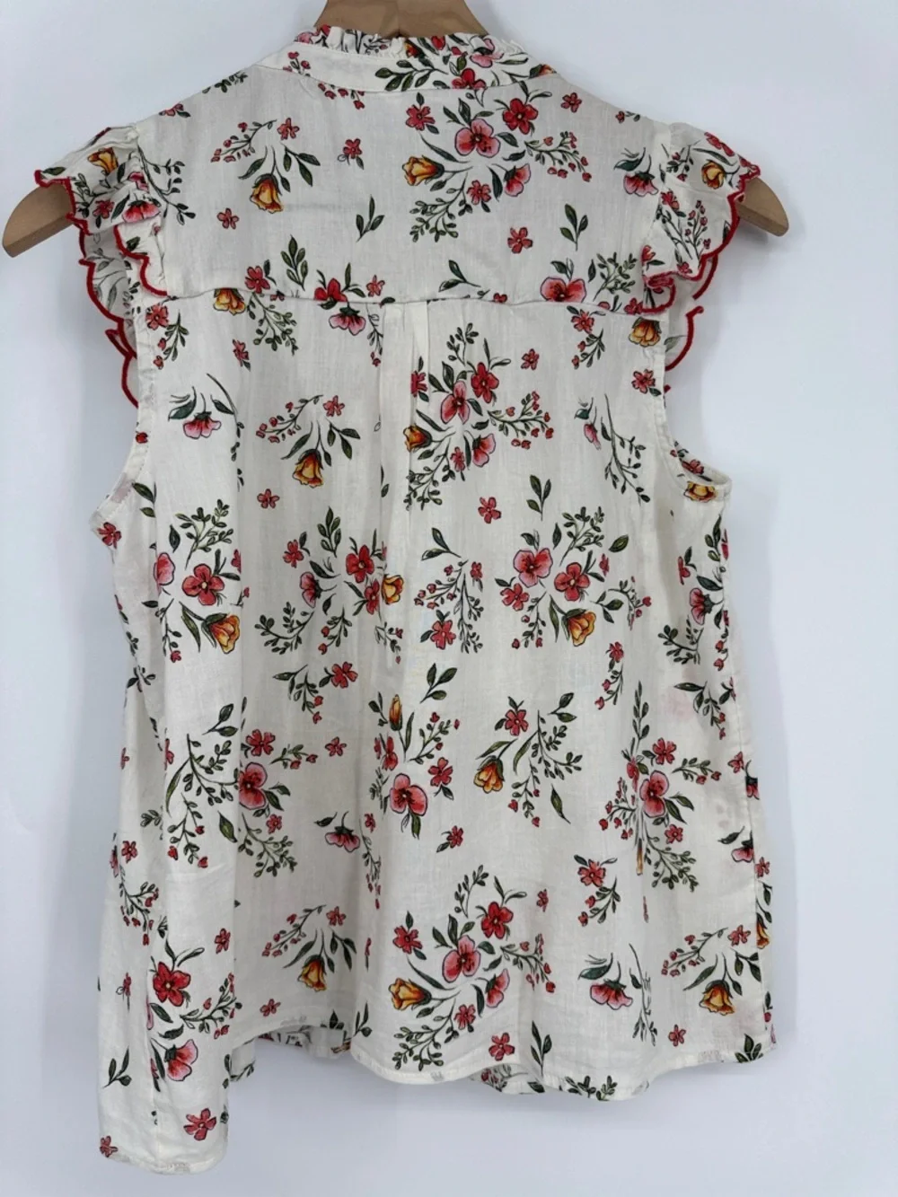 LC Lauren Conrad Floral Ruffle Sleeveless Blouse - White with Red Floral Trim - Picture 4 of 7